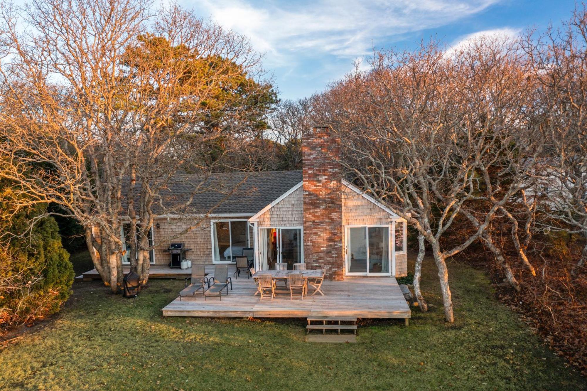 Private Beach Waterfront Oak-Bluffs Family Cottage Oak Bluffs Esterno foto